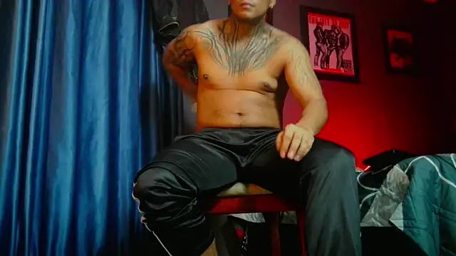 Leonnardo Jaramillo online show from February 3, 2026, 2:53 am