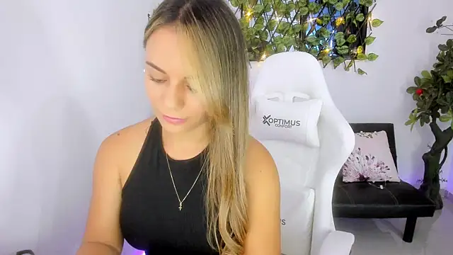 Snapshot of Sara_lopez_28 chatting on January 25, 2025, 3:20 pm Sara lopez 28 online show from January 25, 2025, 3:20 pm