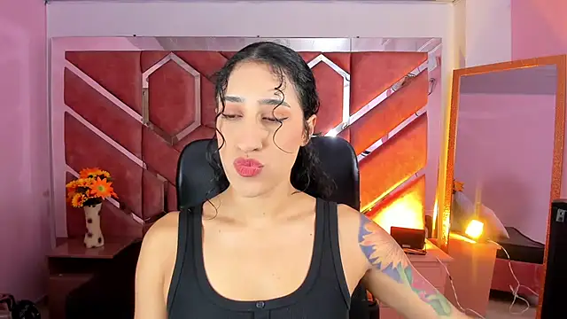 Eimy Sexy  online show from May 21, 2026, 1:07 pm
