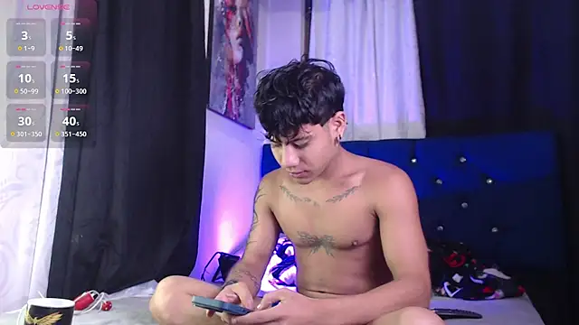 Sexys Boys Hot1 online show from March 24, 2026, 1:43 am