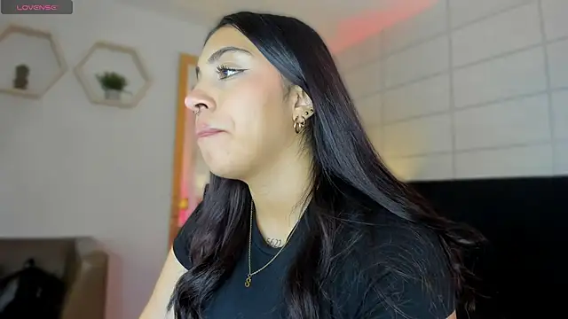 Christine Laam online show from September 29, 2025, 12:10 pm