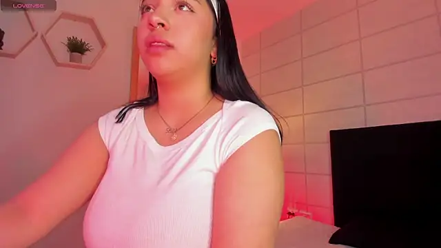 Christine Laam online show from November 27, 2025, 12:18 pm