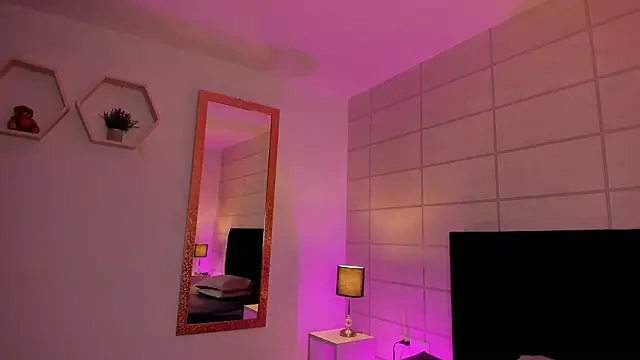 Christine Laam online show from February 23, 2026, 12:02 pm