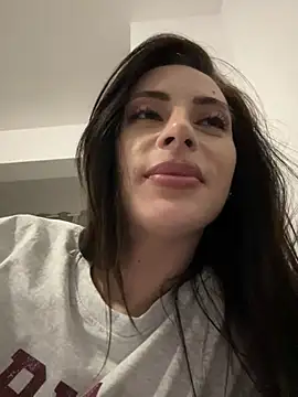Snapshot of NattyPierce chatting on January 14, 2025, 7:43 pm NattyPierce online show from January 14, 2025, 7:43 pm