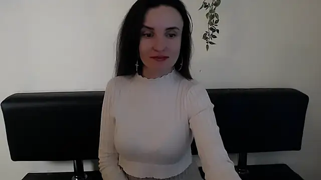 LaimaV  online show from March 21, 2026, 10:35 pm