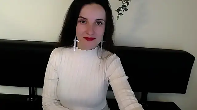 LaimaV  online show from April 15, 2026, 9:37 pm