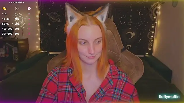 Snapshot of Fluffy_muffin_ chatting on February 23, 2025, 6:56 pm Fluffy muffin online show from February 23, 2025, 6:56 pm