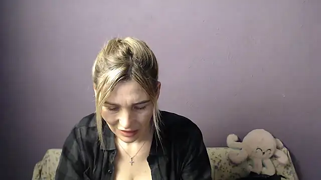  sexy lady online show from November 28, 2025, 1:14 pm