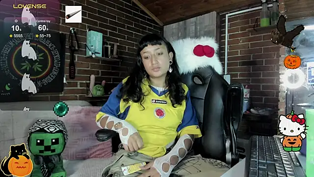 meow mota online show from October 27, 2025, 8:46 pm