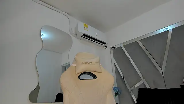 Sofia-candyht online show from January 24, 2025, 8:54 pm