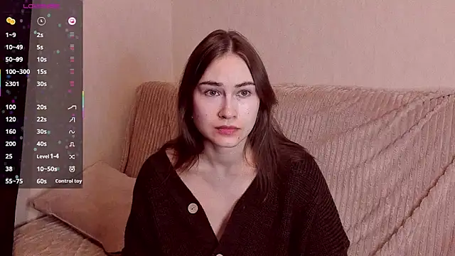 sleeeep y online show from October 6, 2025, 9:23 pm