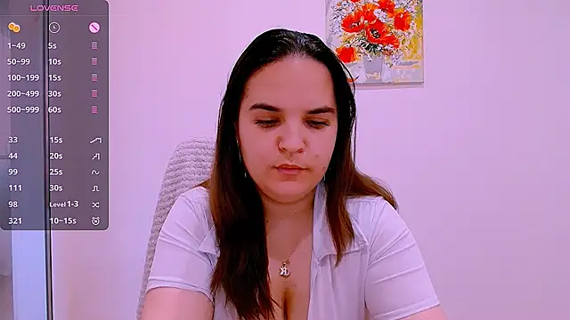 Snapshot of Ella-Diamond chatting on April 27, 2026, 5:00 pm Ella-Diamond online show from April 27, 2026, 5:00 pm