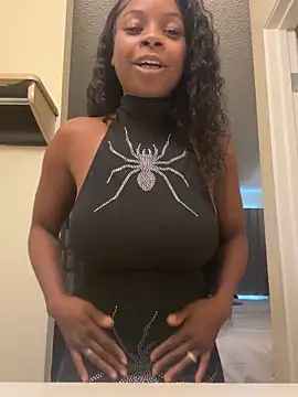 Snapshot of miamiworld chatting on November 5, 2025, 7:14 pm miamiworld online show from November 5, 2025, 7:14 pm