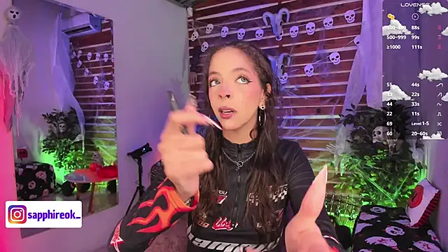 Sapphire Venuss online show from October 26, 2025, 2:17 am