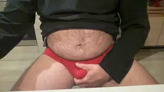 Beardedbear37 online show from March 6, 2025, 7:54 pm