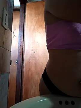 Snapshot of Dafne_will chatting on December 23, 2024, 6:05 pm Dafne will online show from December 23, 2024, 6:05 pm