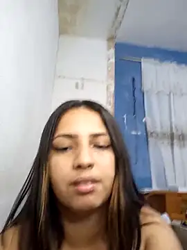 Snapshot of Dafne_will chatting on February 24, 2025, 2:58 pm Dafne will online show from February 24, 2025, 2:58 pm
