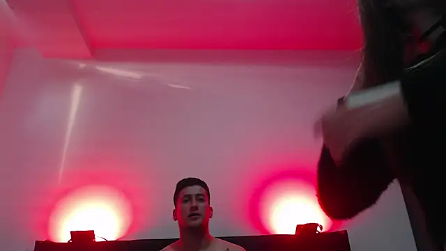 Snapshot of Aurora_blossom__ chatting on October 21, 2025, 10:10 pm Aurora blossom online show from October 21, 2025, 10:10 pm