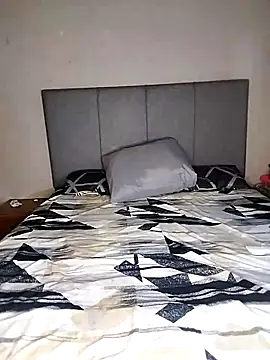 Snapshot of ThickPearlx23 chatting on February 7, 2026, 6:28 am ThickPearlx23 online show from February 7, 2026, 6:28 am