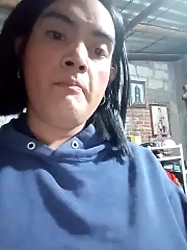 Snapshot of yovana13 chatting on January 17, 2026, 2:16 am yovana13 online show from January 17, 2026, 2:16 am