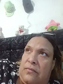 Snapshot of Dubraska1 chatting on June 4, 2026, 6:25 pm Dubraska1 online show from June 4, 2026, 6:25 pm