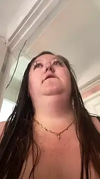 Chloee ep online show from October 16, 2025, 4:41 pm