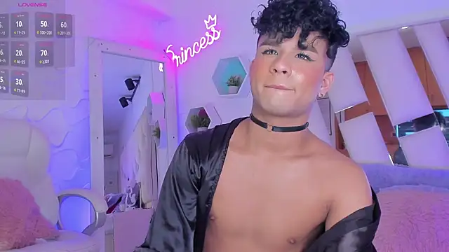 EthanCollens online show from December 12, 2024, 12:48 am