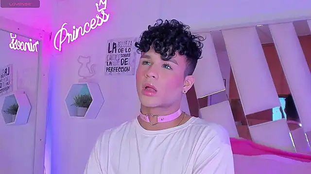 EthanCollens online show from January 10, 2025, 9:42 pm