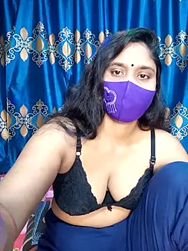 Snapshot of Hot_Maleka chatting on February 16, 2025, 12:54 pm Hot Maleka online show from February 16, 2025, 12:54 pm