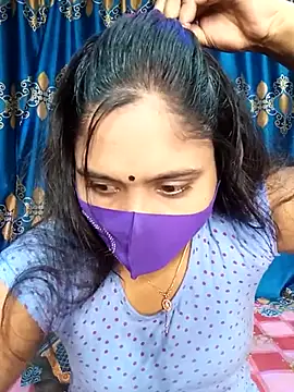 Snapshot of Hot_Maleka chatting on March 1, 2025, 2:04 am Hot Maleka online show from March 1, 2025, 2:04 am
