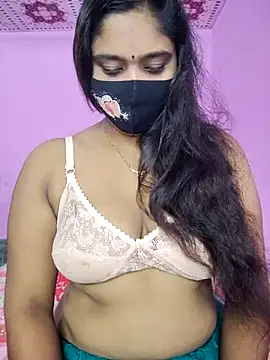 Snapshot of Hot_Maleka chatting on October 4, 2025, 1:47 am Hot Maleka online show from October 4, 2025, 1:47 am