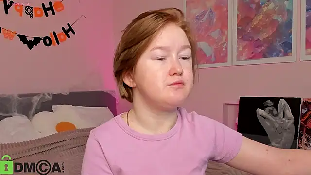 Sara Robinson online show from November 2, 2025, 2:25 am