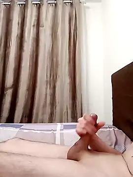 Grifon1973 online show from February 1, 2025, 2:02 pm