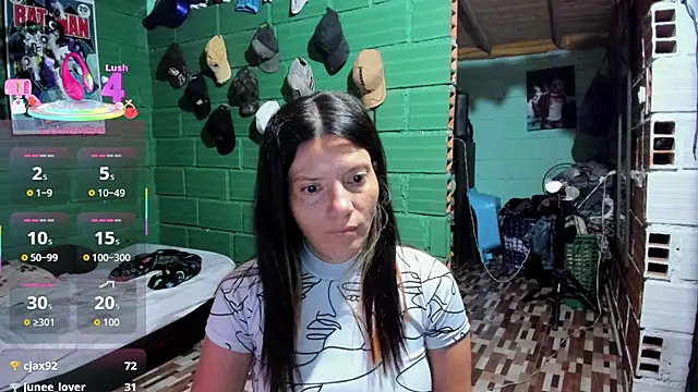 DanaaRey online show from May 19, 2026, 11:22 pm