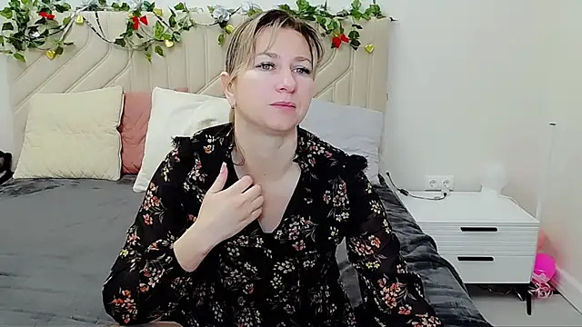 Incredible Ariela online show from September 29, 2025, 6:18 am