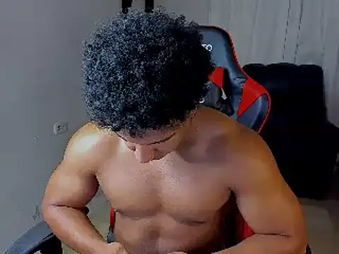 Snapshot of May_Dylan1 chatting on October 12, 2025, 8:52 pm May Dylan1 online show from October 12, 2025, 8:52 pm