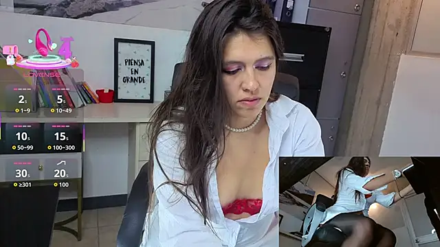 Gabriella gh online show from November 20, 2025, 8:08 pm