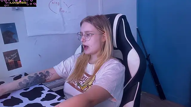 JacyWinslat online show from March 10, 2025, 10:48 am