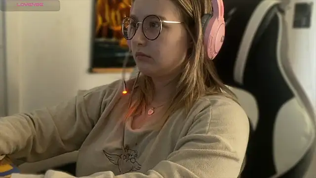 JacyWinslat online show from September 9, 2025, 10:26 am