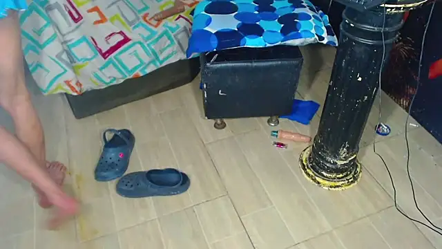 Snapshot of DOMINANTE_KLOE_ chatting on January 29, 2025, 9:23 am DOMINANTE KLOE online show from January 29, 2025, 9:23 am