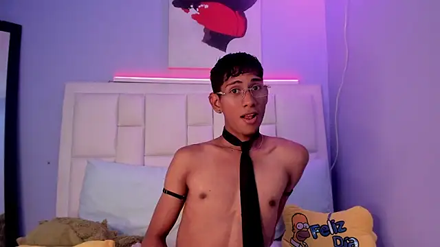 Nick Collins18 online show from February 17, 2026, 8:26 pm