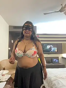 sexy-bu online show from January 14, 2026, 8:25 pm