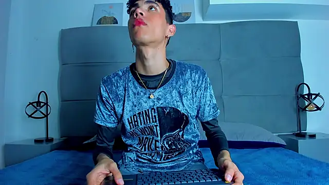 NeoRaptis online show from February 24, 2025, 8:14 pm