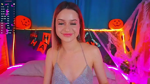 AlinaWalters online show from October 29, 2025, 8:32 pm