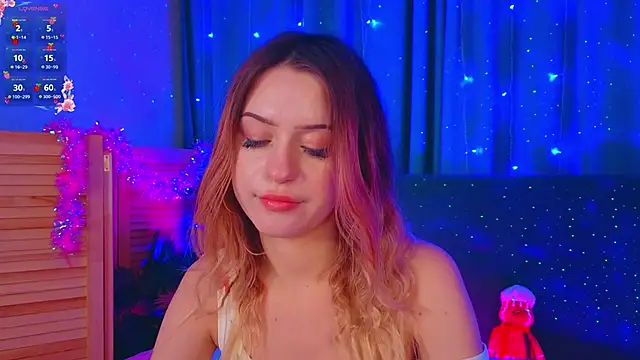 AlinaWalters online show from December 19, 2025, 8:27 pm