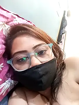 Cute-mona online show from November 9, 2025, 11:03 pm