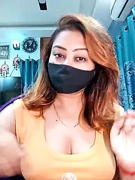 Cute-mona online show from November 22, 2025, 7:35 pm