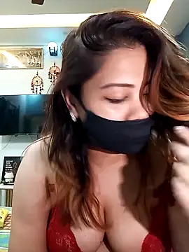 Snapshot of Cute-mona chatting on February 2, 2026, 7:01 pm Cute-mona online show from February 2, 2026, 7:01 pm