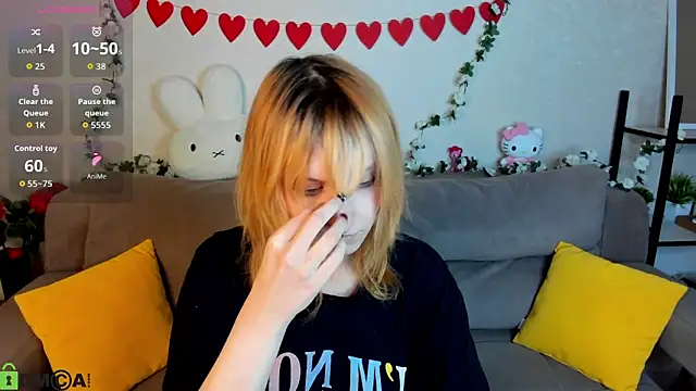 Snapshot of Little_Chips chatting on February 25, 2026, 5:22 pm Little Chips online show from February 25, 2026, 5:22 pm