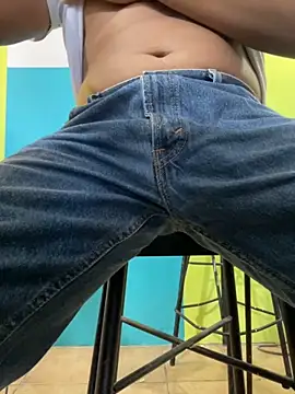 Snapshot of Brianmayers7 chatting on October 13, 2025, 8:31 pm Brianmayers7 online show from October 13, 2025, 8:31 pm